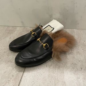 Gucci fur loafers / slippers !